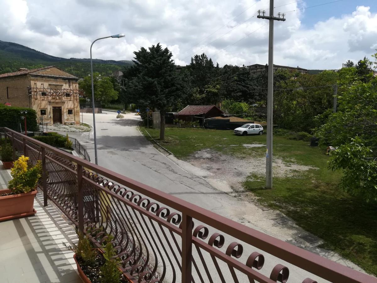 Complesso Turistico Aurora - Camere B&B Poggio Picenze Extérieur photo