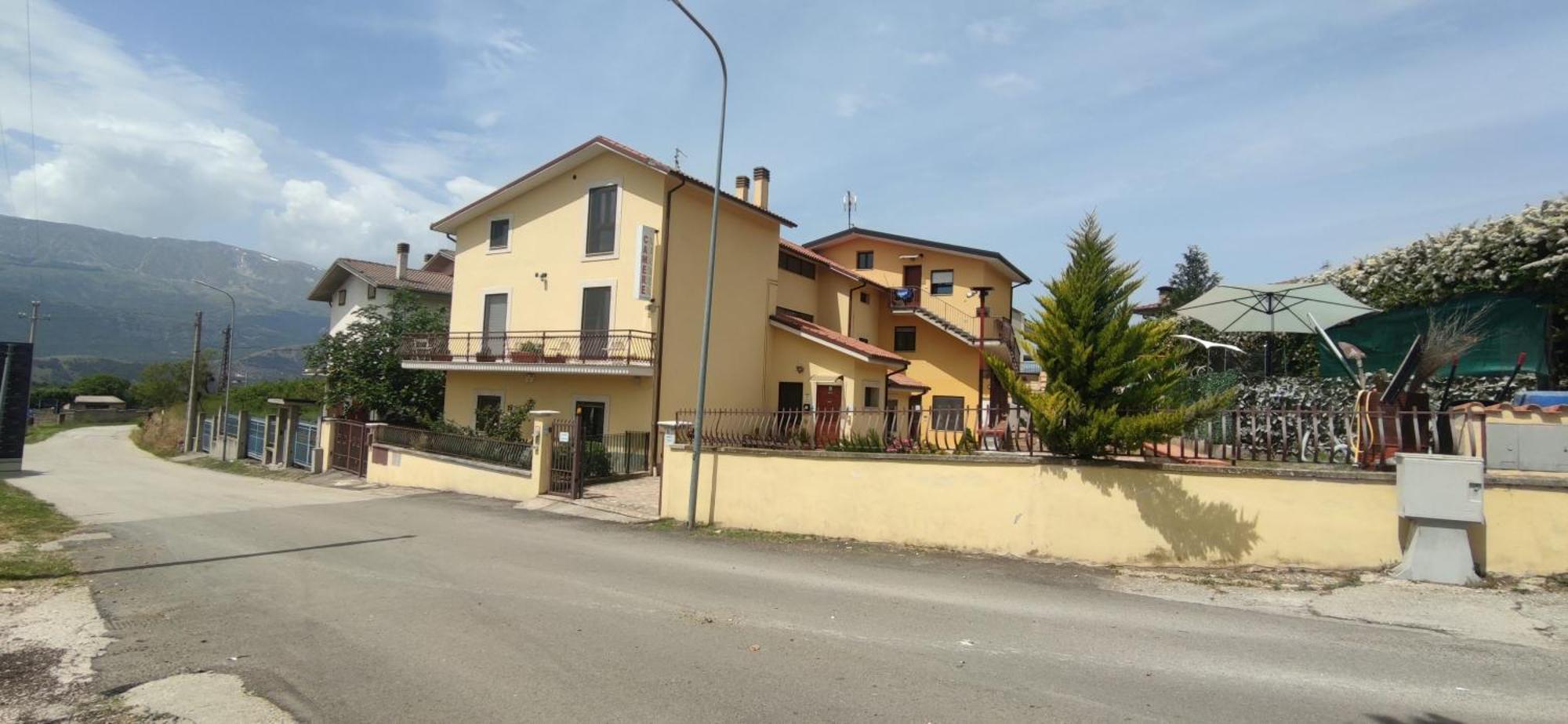 Complesso Turistico Aurora - Camere B&B Poggio Picenze Extérieur photo
