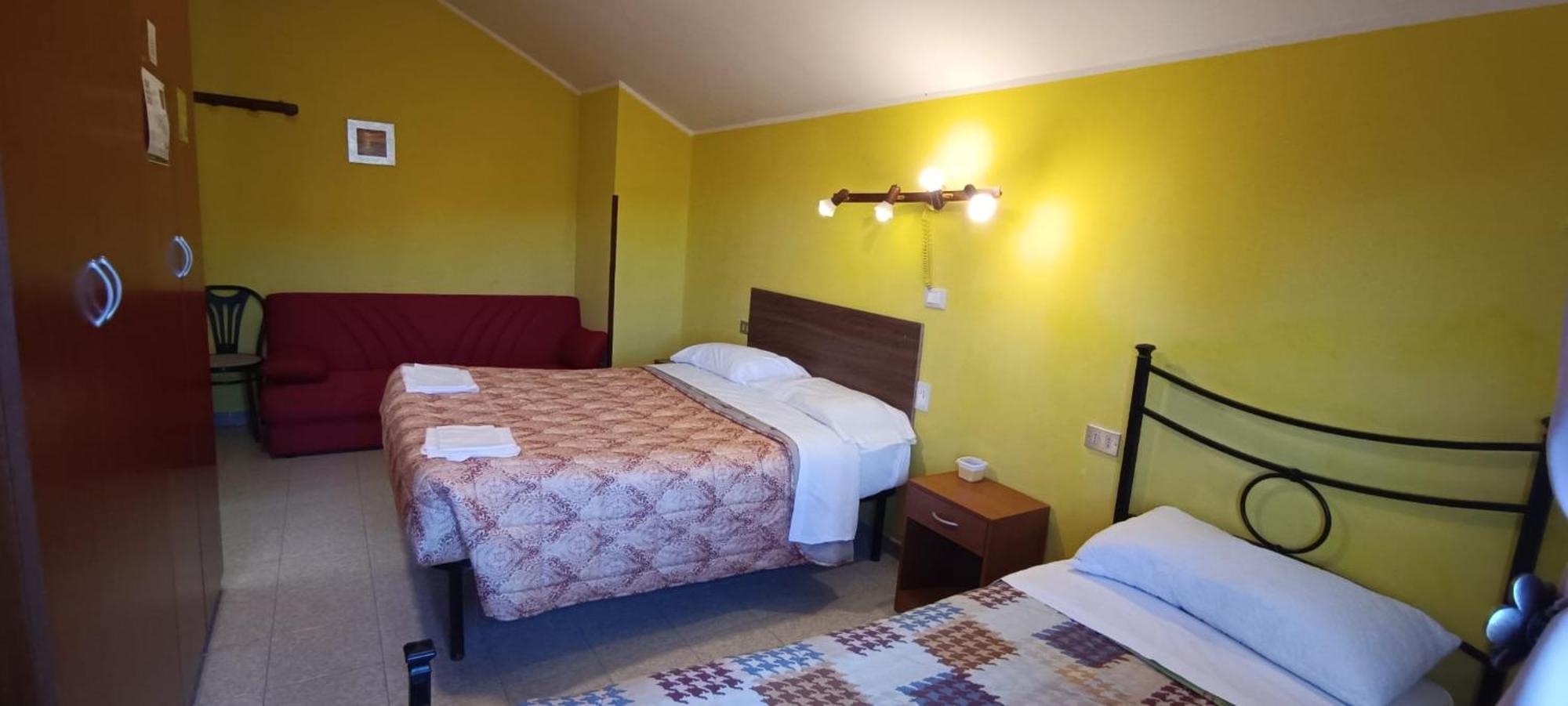 Complesso Turistico Aurora - Camere B&B Poggio Picenze Extérieur photo