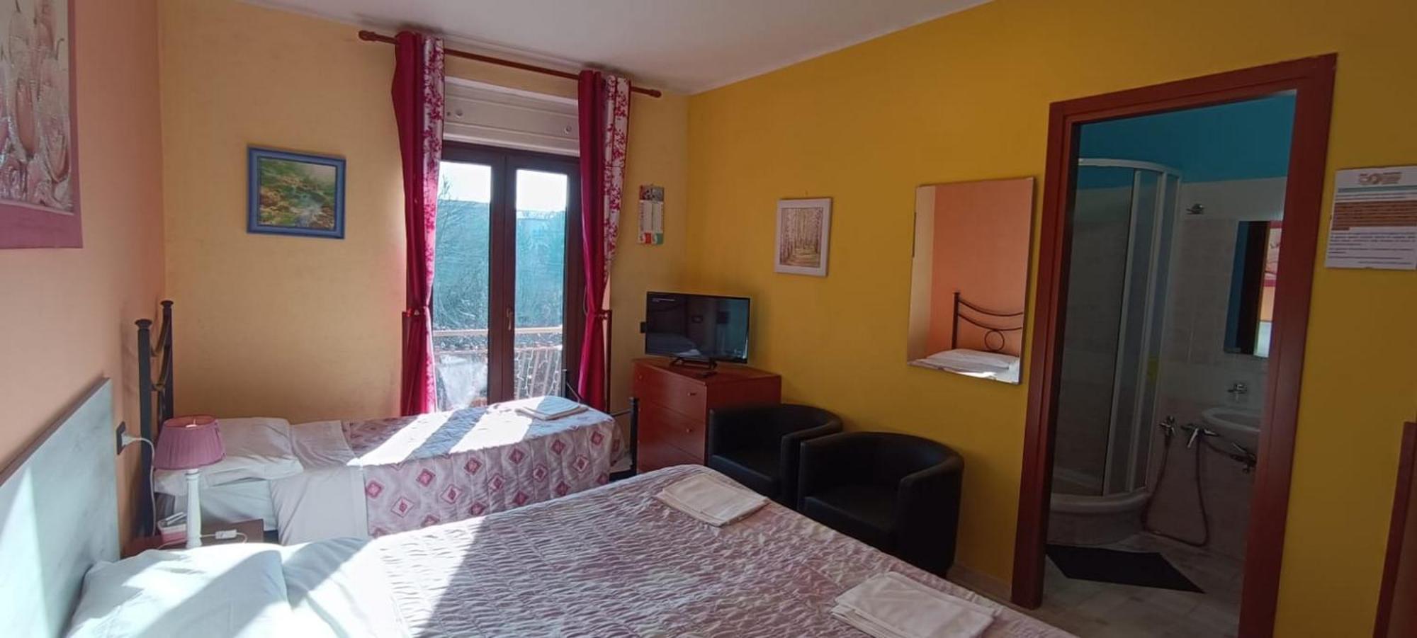 Complesso Turistico Aurora - Camere B&B Poggio Picenze Extérieur photo